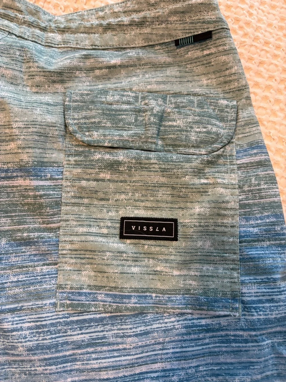 VISSLA Teal and Blue Blurry Horizons Men's Boardshorts